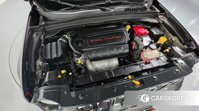 Jeep Renegade id 4339568 из Кореи 26