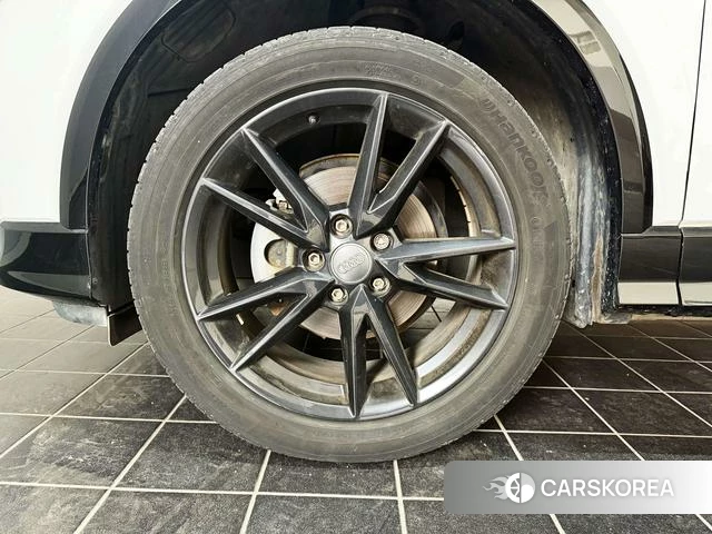 Audi Q2L id 4263434 из Китая 11