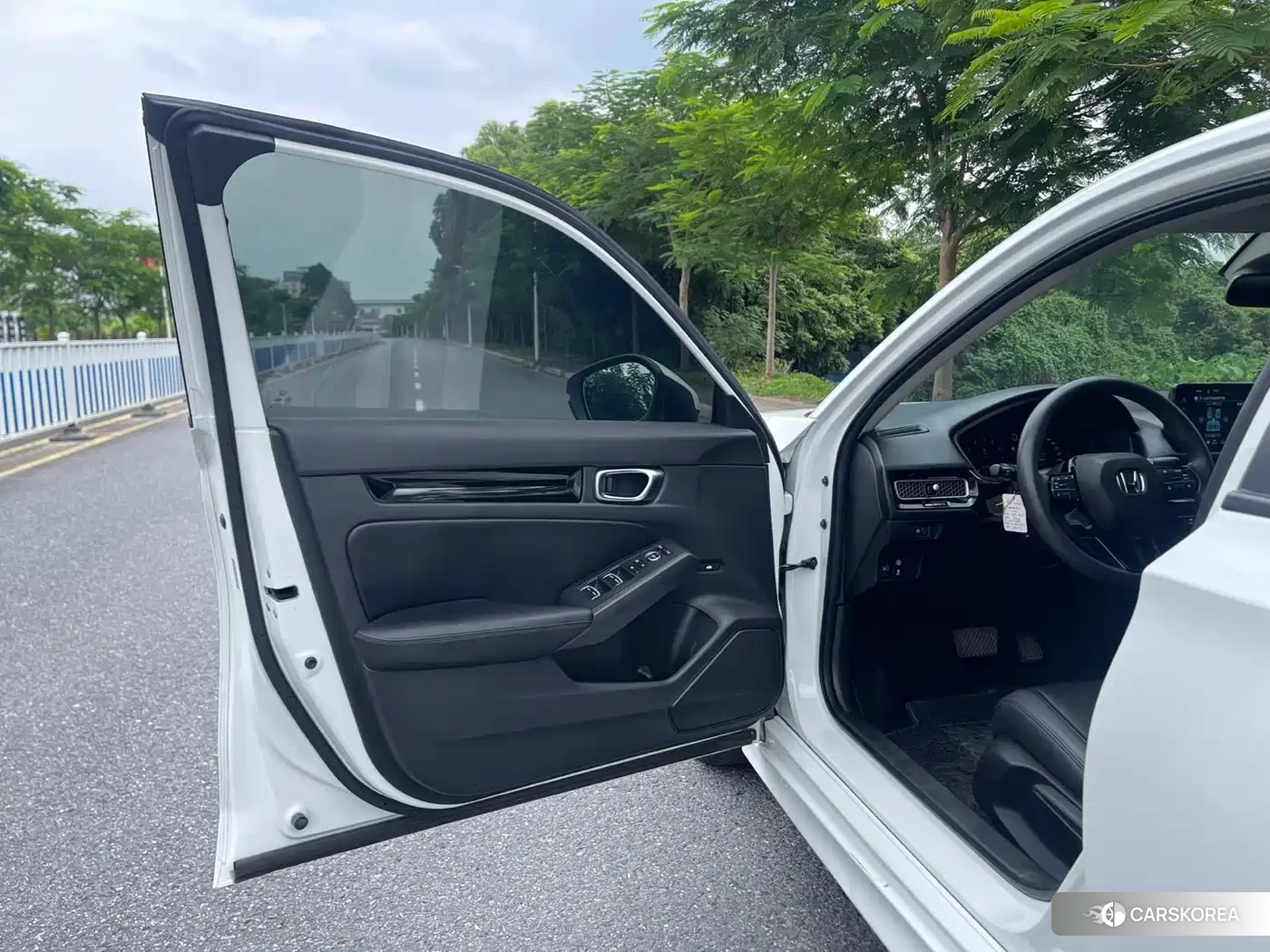 Honda Civic id 4679469 из Китая 25