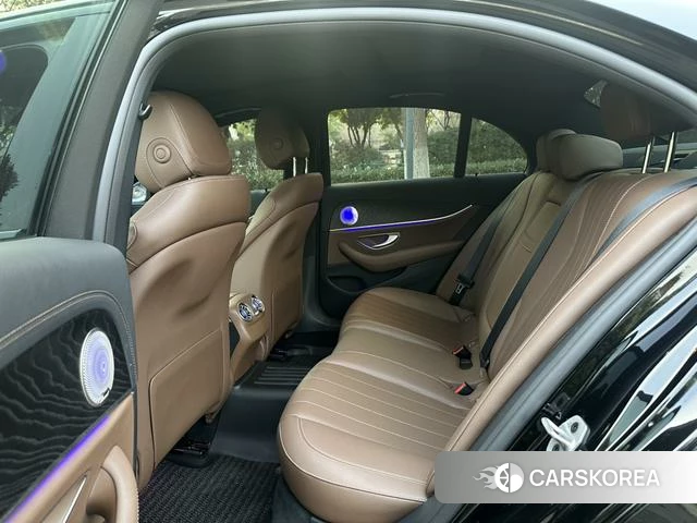 Mercedes-Benz E-class (imported) id 4257614 из Китая 13