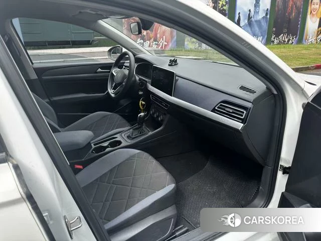 Volkswagen Lavida 2023 Белый из Китая, фото 6