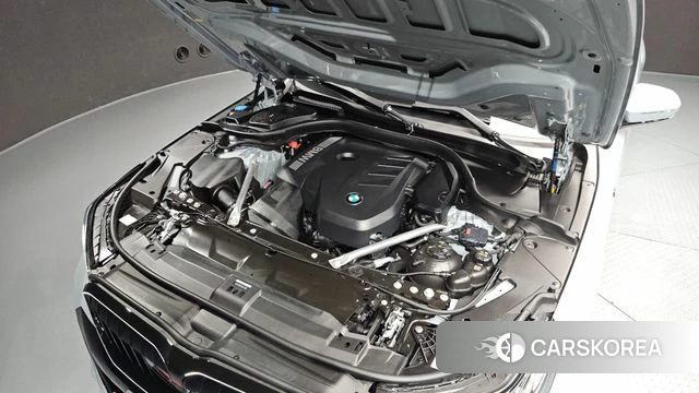 BMW 5 Series (G60) id 4629912 из Кореи 30