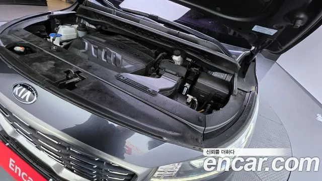 Kia The New Carnival id 2761718 из Кореи 16