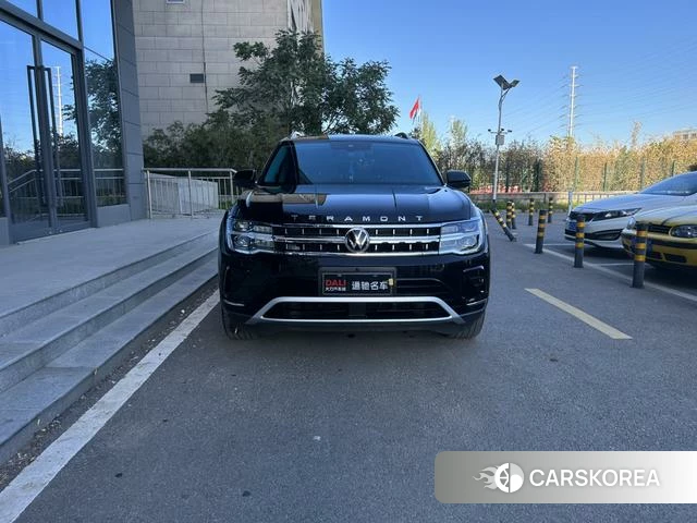 Volkswagen Tourang 2023 Черный из Китая, фото 6