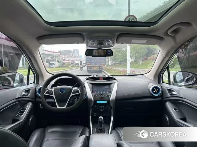BYD Yuan EV 2018 Белый из Китая, фото 6