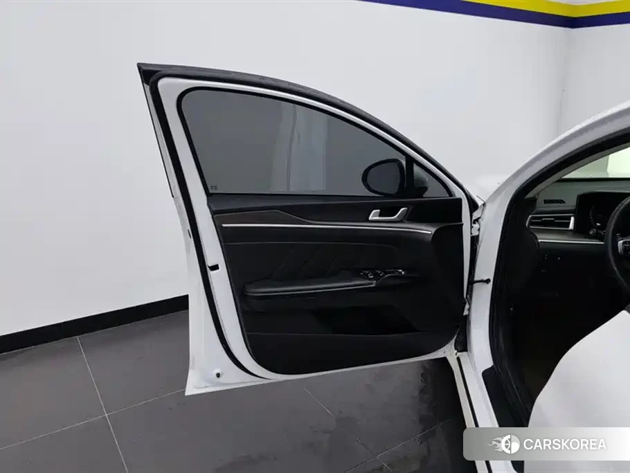 Kia K5 id 4565216 из Китая 12