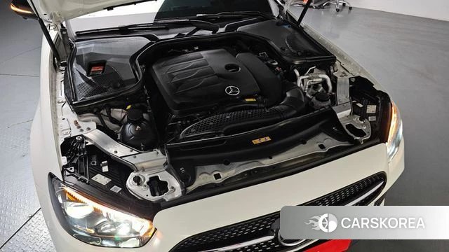Mercedes-Benz E-Class W213 id 4223296 из Кореи 28