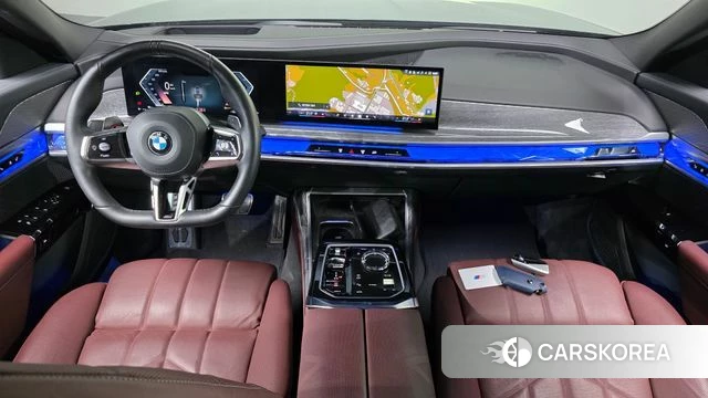 BMW 7 Series (G70) id 4935084 из Кореи 32