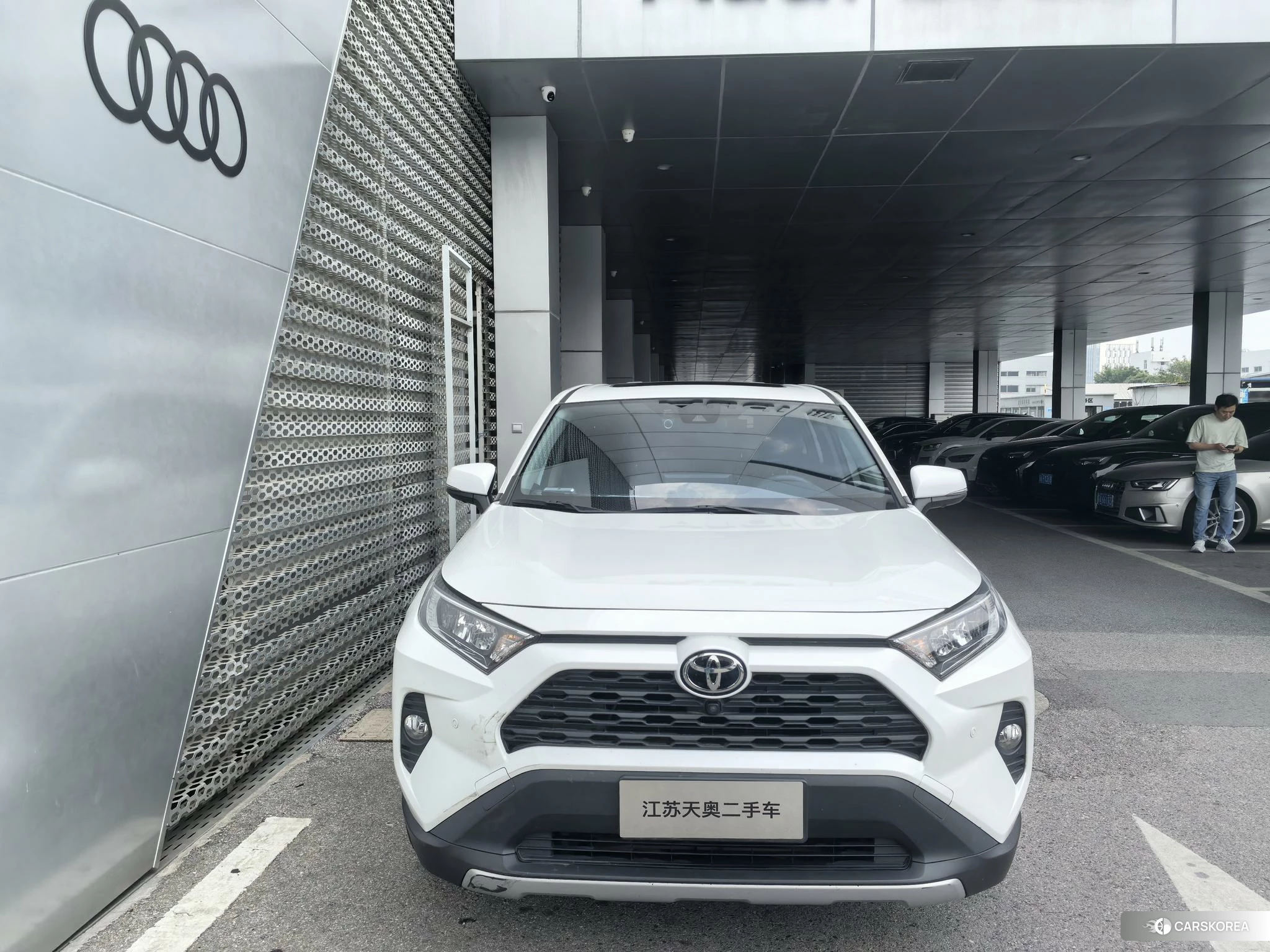 Toyota RAV4 id 4513754 из Китая 8