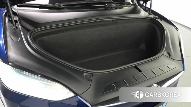 Tesla Model X id 4384395 из Кореи 30