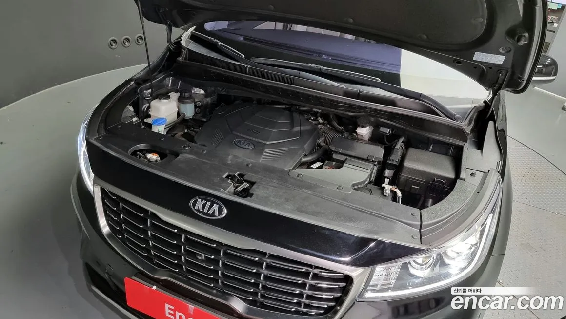 Kia The New Carnival id 887671 из Кореи 16