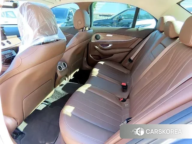 Mercedes-Benz E-Class W213 id 3296893 из Кореи 16