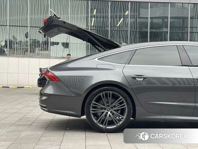 Audi A7 id 4276708 из Китая 16