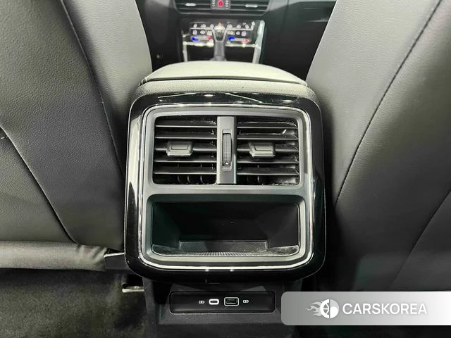 Volkswagen Passat id 4276479 из Китая 17
