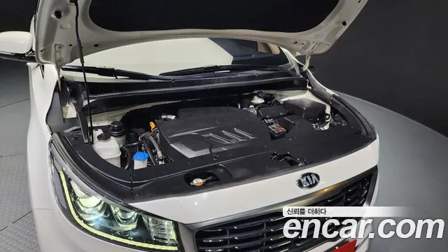 Kia The New Carnival id 2511977 из Кореи 16