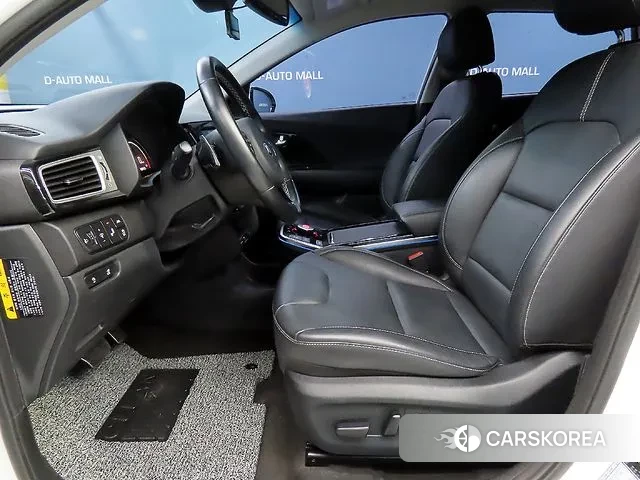 Kia Niro EV id 3049312 из Кореи 15