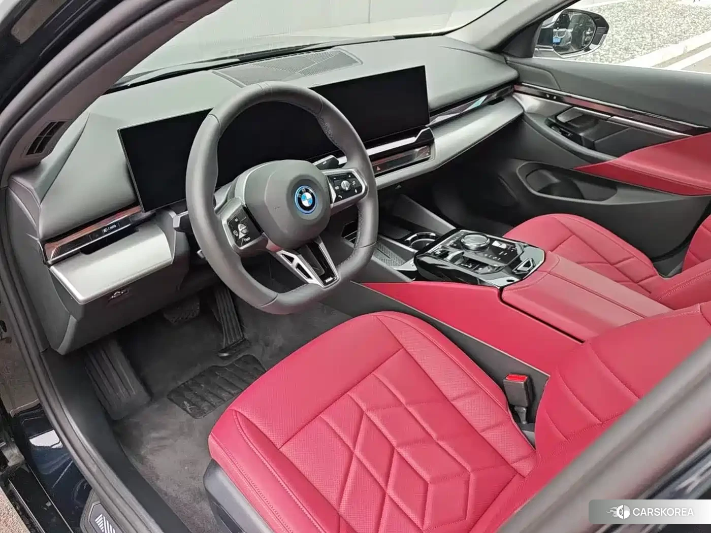 BMW i5 id 4570422 из Китая 10