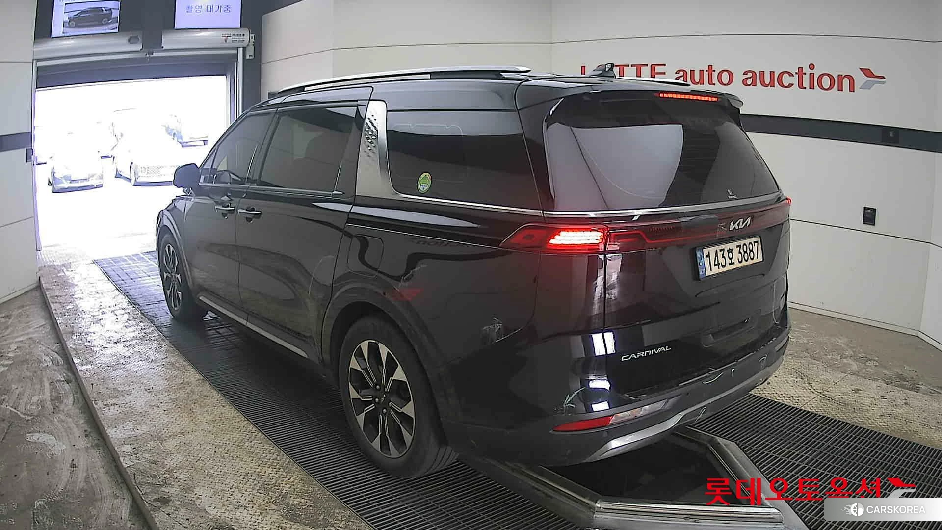 Kia Carnival id 3888430 из Кореи 35