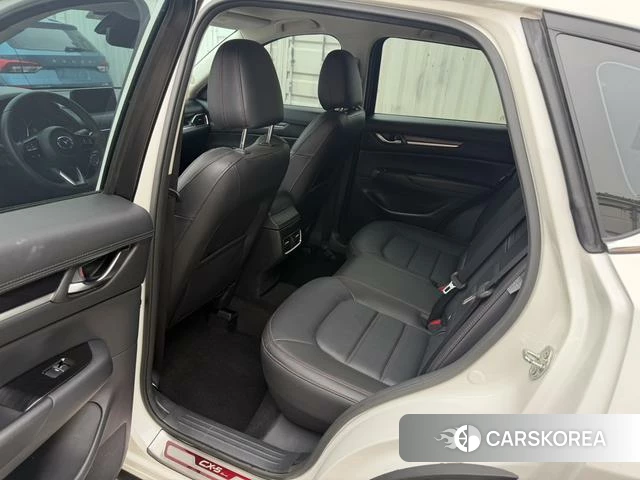 Mazda CX-5 2022 Белый из Китая, фото 6