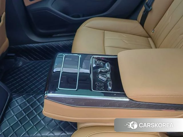 Audi A8 id 4266033 из Китая 13