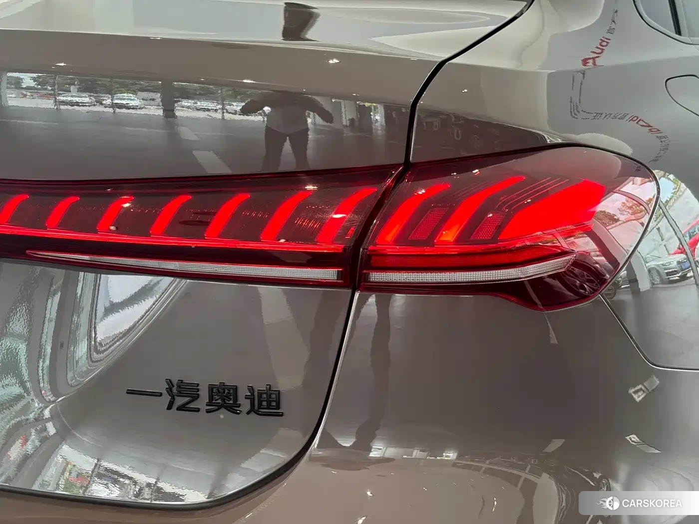 Audi A5L id 4548075 из Китая 12