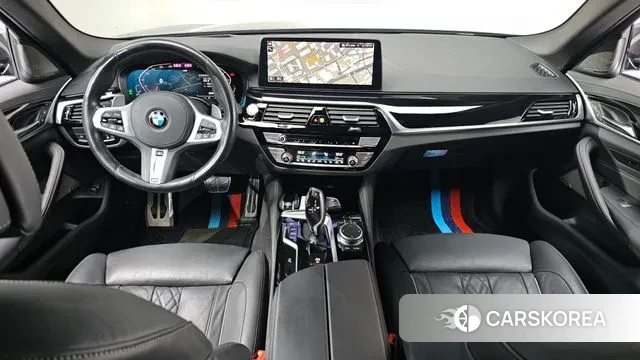 BMW 5 Series (G30) id 3390424 из Кореи 16