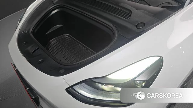 Tesla Model Y id 4863290 из Кореи 31