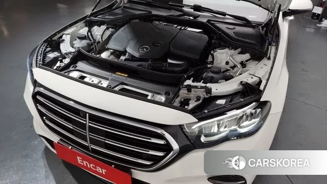 Mercedes-Benz E-Class W214 id 3031379 из Кореи 16