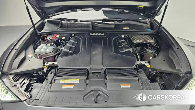 Audi Q8 (4M) id 3916350 из Кореи 16