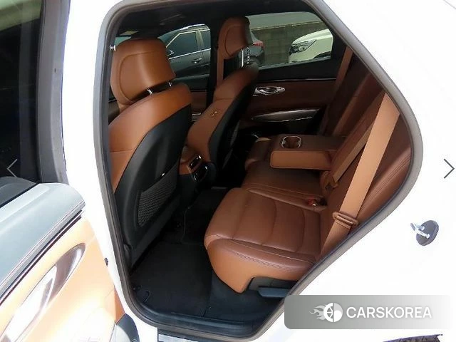 Genesis GV70 id 3935703 из Кореи 16