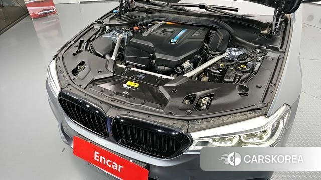 BMW 5 Series (G30) id 4268762 из Кореи 28
