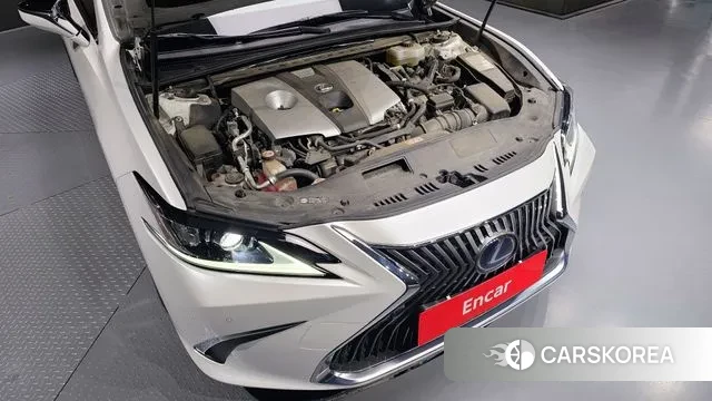 Lexus ES300h 7th generation id 3408063 из Кореи 16