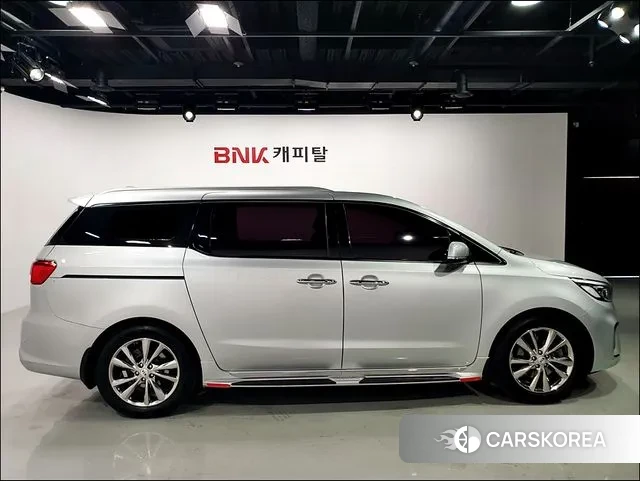 Kia The New Carnival id 3390979 из Кореи 16