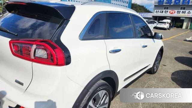 Kia Niro EV id 3627138 из Кореи 16