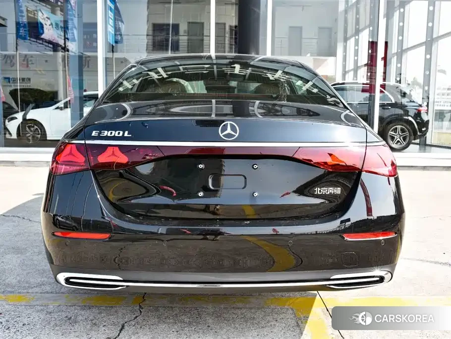 Mercedes-Benz E-Class id 4600340 из Китая 15