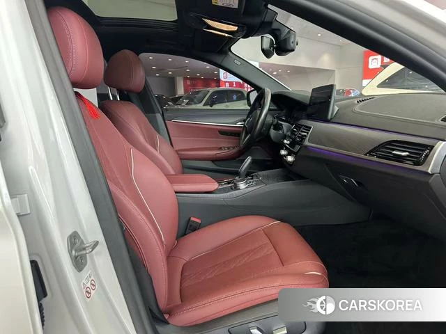 BMW 5 series PHEV id 4221799 из Китая 23
