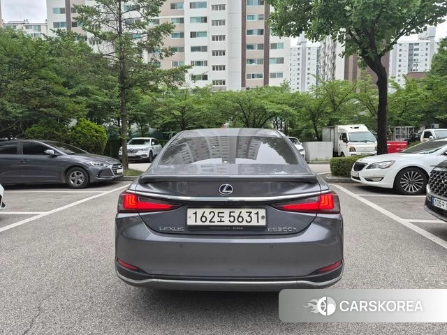 Lexus ES300h 7th generation 2020 Серый из Кореи, фото 6