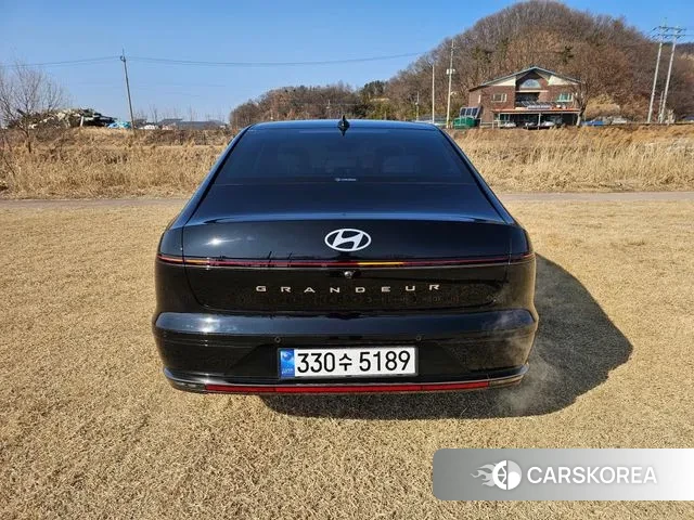 Hyundai Grandeur (GN7) id 3669485 из Кореи 16