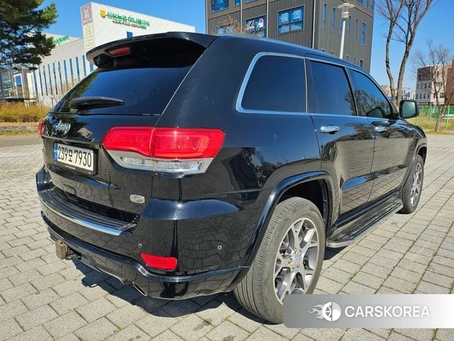 Jeep Grand Cherokee id 3904419 из Кореи 16