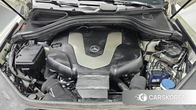 Mercedes-Benz GLE - Class W166 id 4447780 из Кореи 27