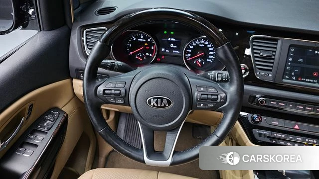 Kia The New Carnival id 3911975 из Кореи 16