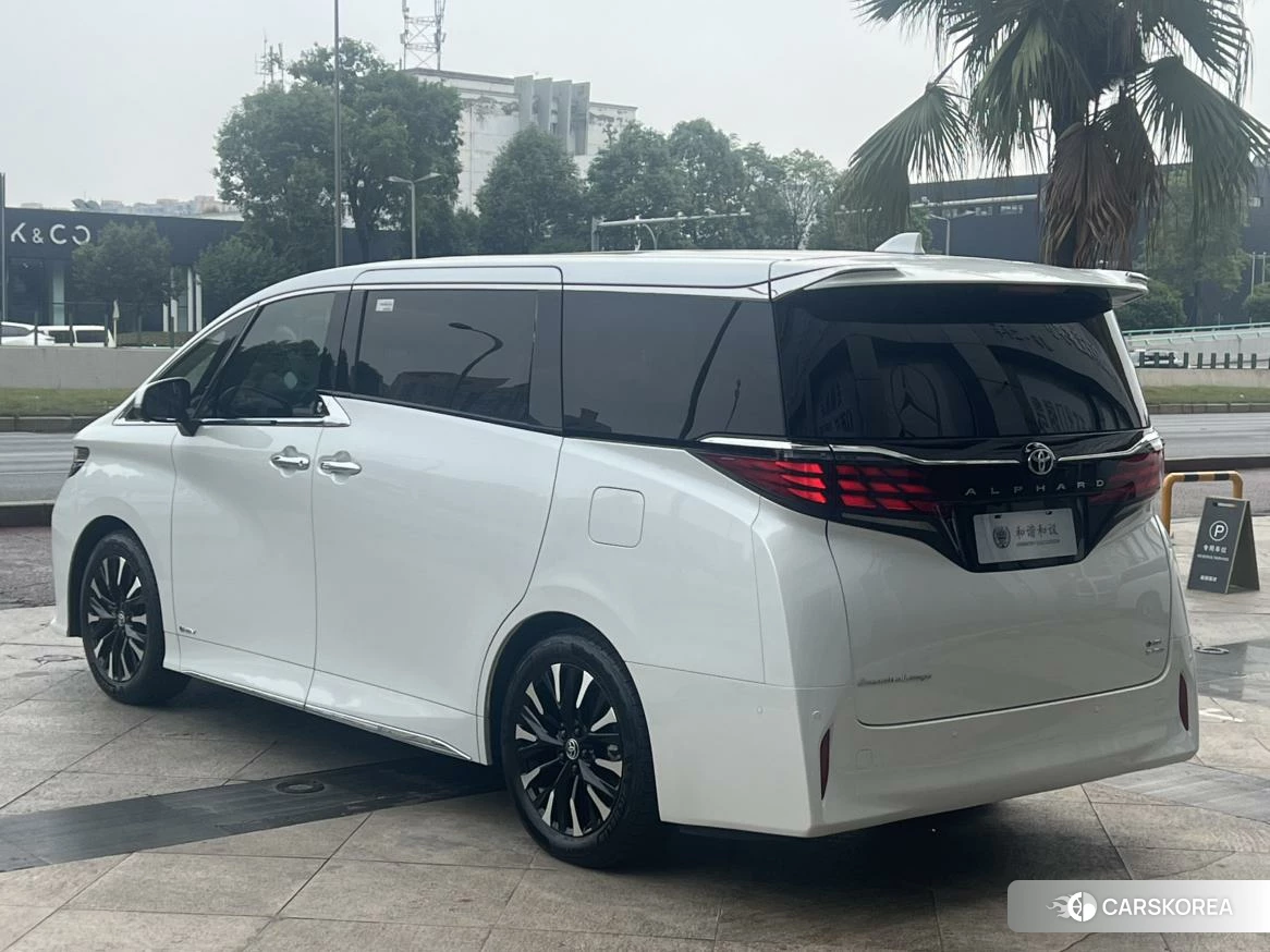 Toyota Elfa id 4487172 из Китая 14