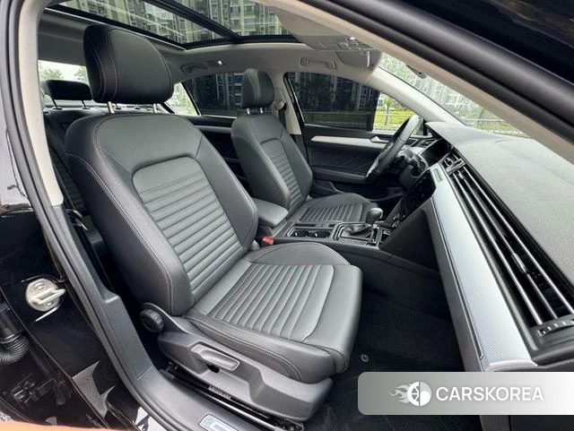 Volkswagen Magotan id 4366072 из Китая 15