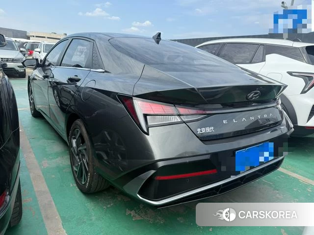 Hyundai Elantra 2023 Другой из Китая, фото 6