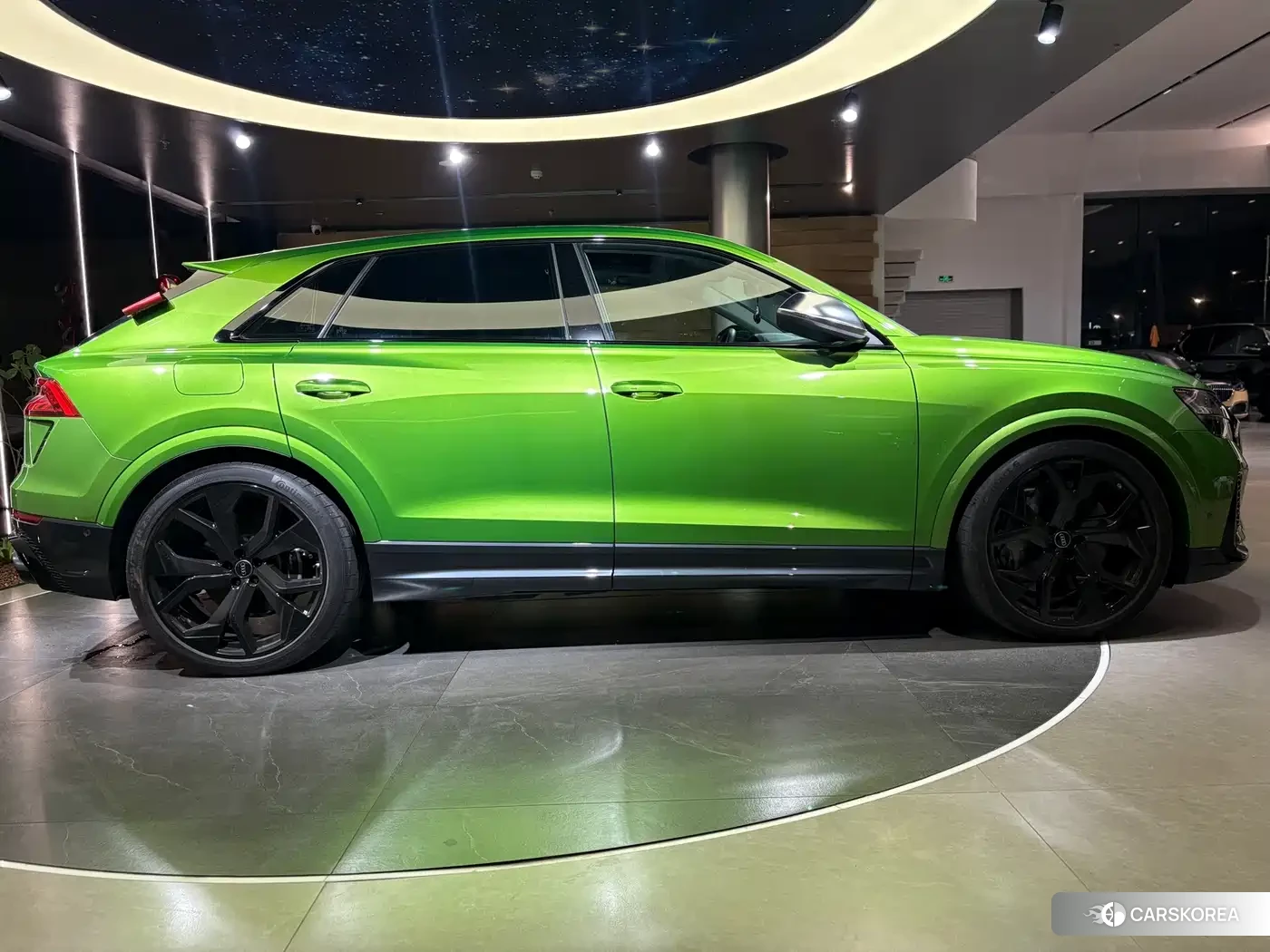 Audi RS Q8 id 4669291 из Китая 20