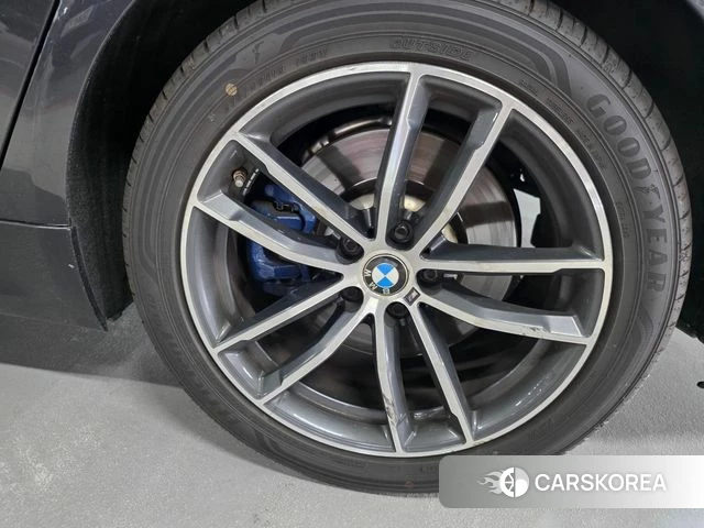BMW 5 Series (G30) id 4667064 из Кореи 16