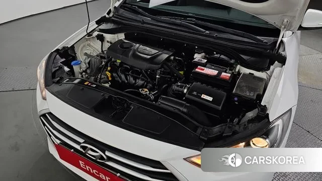 Hyundai Avante AD id 2971425 из Кореи 16