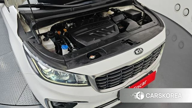 Kia The New Carnival id 4203631 из Кореи 33