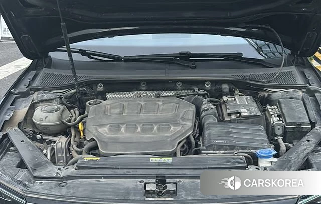 Volkswagen Magotan id 4272815 из Китая 11