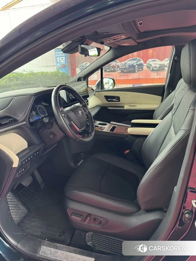 Toyota Grevia id 4263647 из Китая 8